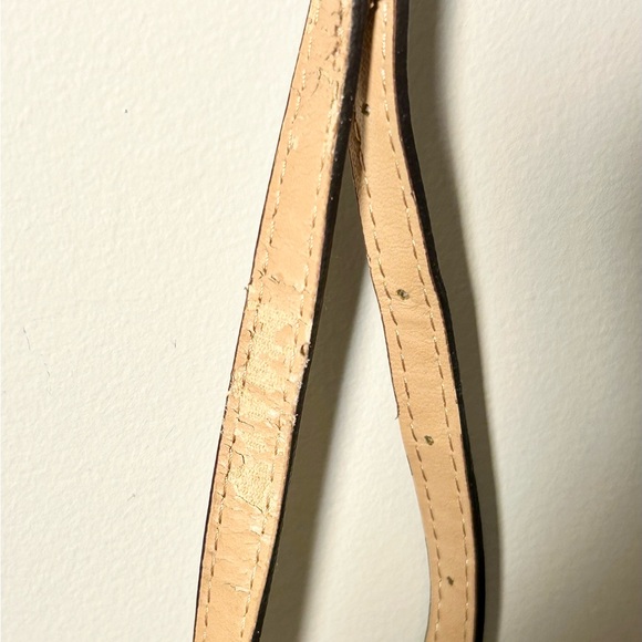 Tan Guess Crossbody Bag - Picture 6 of 8